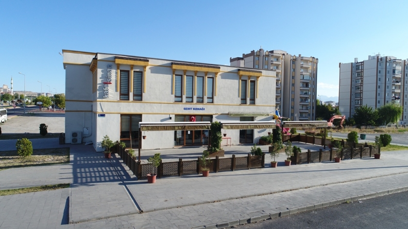 BAŞKAN ÇOLAKBAYRAKDAR, “KADINLARIMIZ, BİR ÖMÜR BOYU KIYMETLİ VE DEĞERLİDİR”