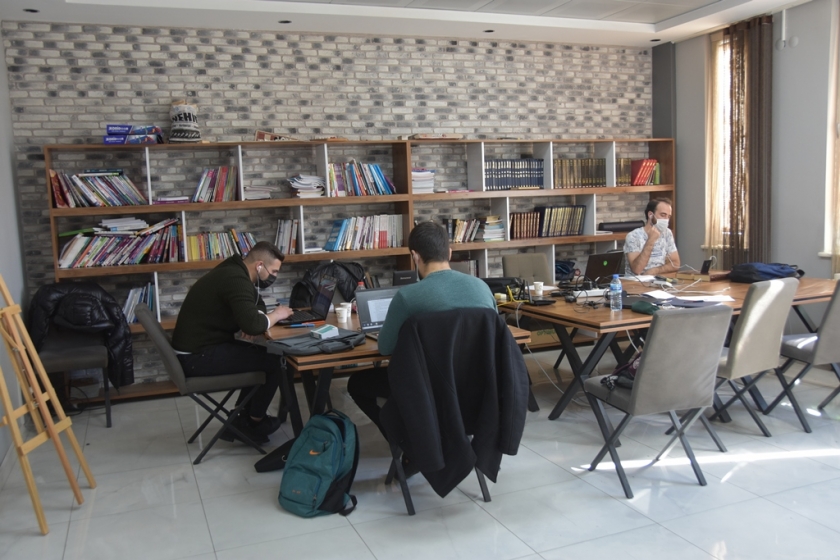 HİZMETLERDEN MEMNUN KALAN VATANDAŞLARDAN BAŞKAN ÇOLAKBAYRAKDAR’A TEŞEKKÜR