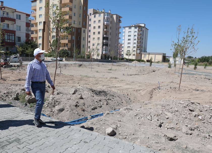 KOCASİNAN BELEDİYESİ, OTOMATİK SULAMA SİSTEMİYLE SU VE ENERJİ TASARRUFU SAĞLIYOR