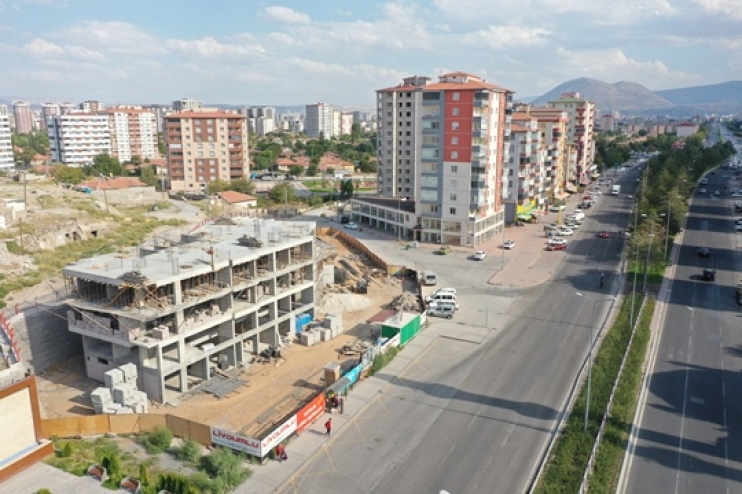 BAŞKAN ÇOLAKBAYRAKDAR, “ERKİLET BULVARI, YENİ BİR GÖRÜNÜM KAZANACAK”