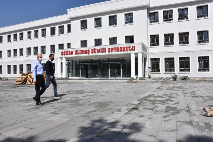 BAŞKAN ÇOLAKBAYRAKDAR İLE KÜÇÜK ÇOCUK ARASINDA TEBESSÜM ETTİREN DİYALOG