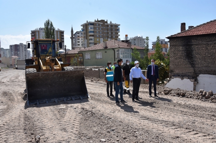 BAŞKAN ÇOLAKBAYRAKDAR’IN DÖNÜŞÜMLE KAZANDIRDIĞI OKUL PROJESİNDE SONA GELİNDİ
