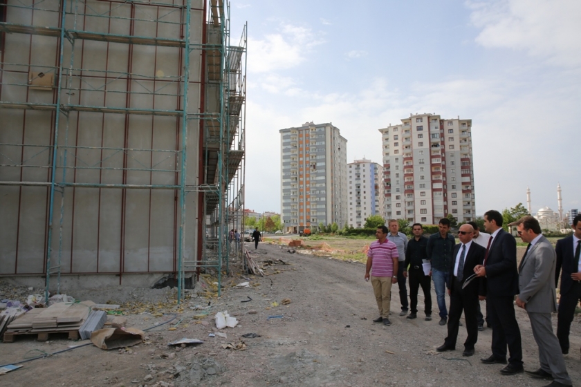 BAŞKAN ÇOLAKBAYRAKDAR’DAN KADIN GELİŞİM MERKEZİ İNŞAATINA SÜRPRİZ ZİYARET