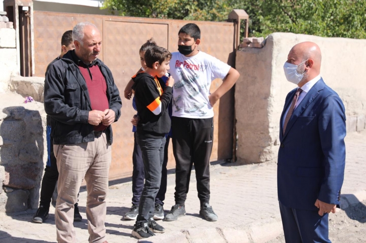 KOCASİNAN, YOL YENİLEMEYLE TRAFİK AKIŞINA KONFOR KAZANDIRIYOR