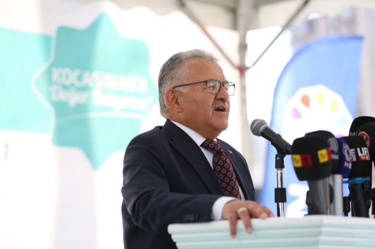 BAŞKAN ÇOLAKBAYRAKDAR’IN ŞEHRE KAZANDIRDIĞI ON ÜÇÜNCÜ AİLE SAĞLIK MERKEZİ AÇILDI