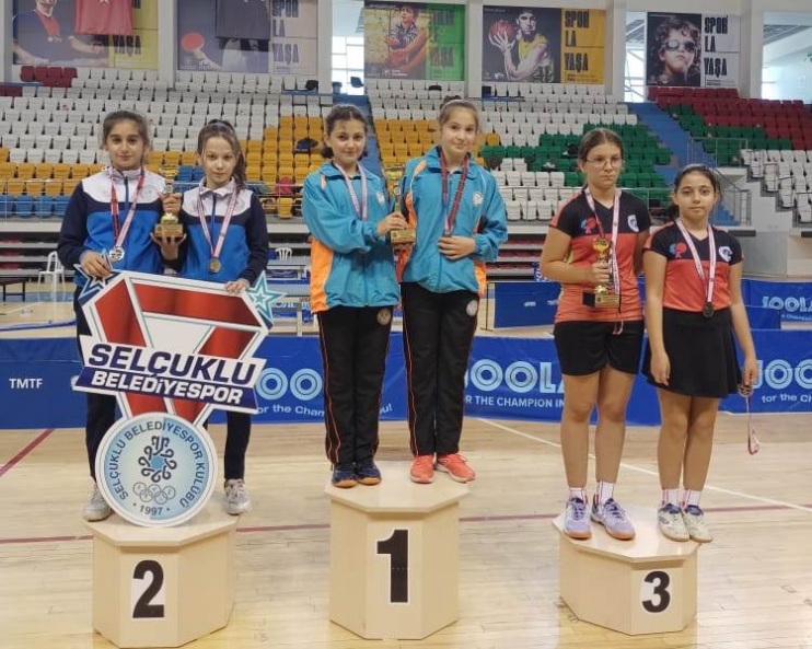 KOCASİNAN’IN MASA TENİSİ TAKIMLARI, HEP TÜRKİYE ŞAMPİYONU