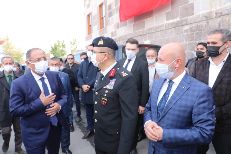 KOCASİNAN’IN RESTORE ETTİĞİ 2 ASIRLIK JANDARMA KONAĞI AÇILDI