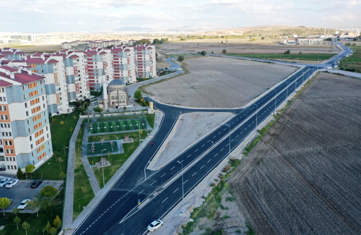 KOCASİNAN BELEDİYESİ, SONBAHARDA 7 PROJENİN TEMELİNİ ATARKEN 5 PROJENİN DE AÇILIŞINI YAPTI