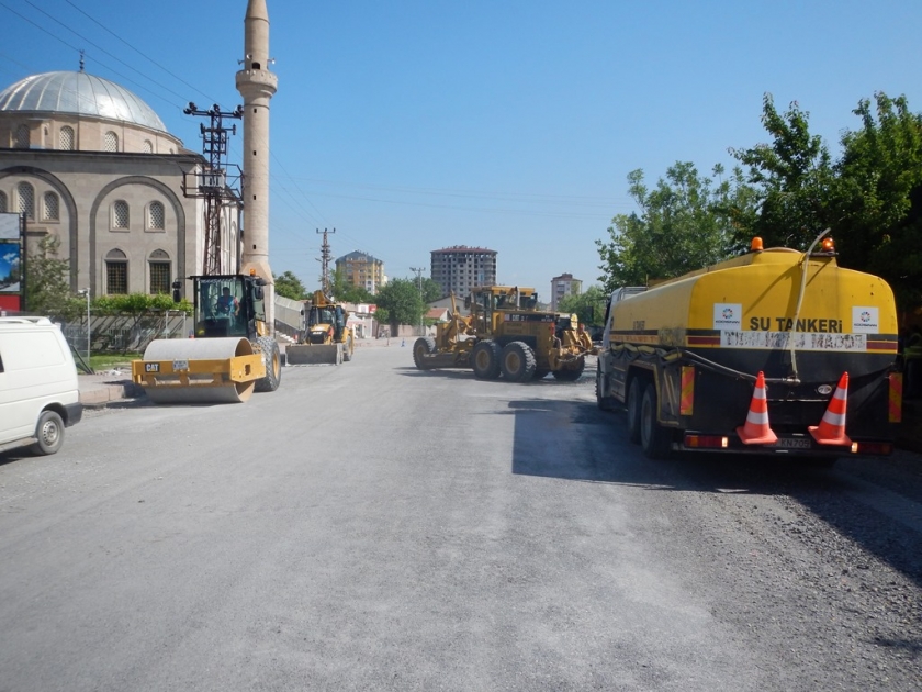 DAHA MODERN KOCASİNAN İÇİN YOL VE PEYZAJ ÇALIŞMASI