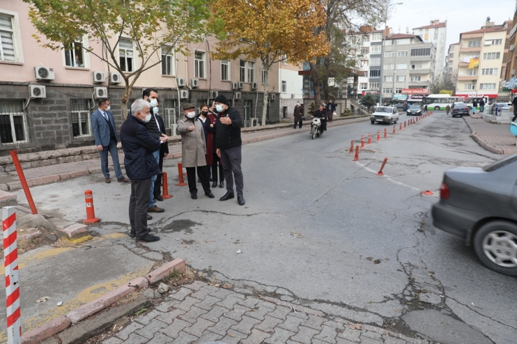 KOCASİNAN, ŞEHİR MERKEZİNDEKİ OTOPARK İHTİYACINI ÇÖZÜME KAVUŞTURUYOR