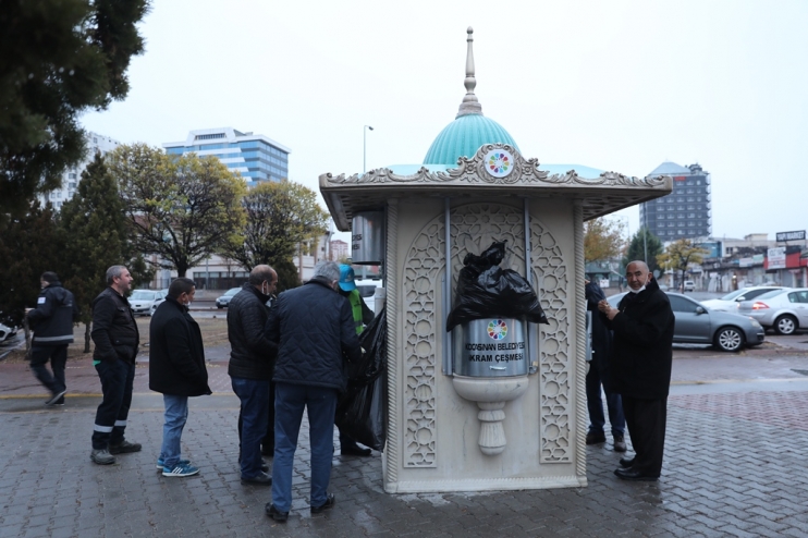 KOCASİNANDAN SOĞUK HAVADA SICAK ÇORBA İKRAMI