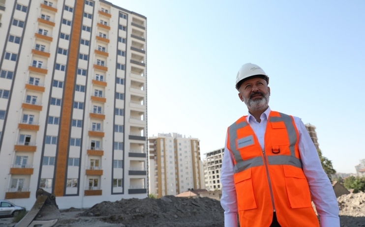 KOCASİNAN BELEDİYESİ’NİN DÖNÜŞÜM PROJELERİ MUTLULUĞA DÖNÜŞÜYOR