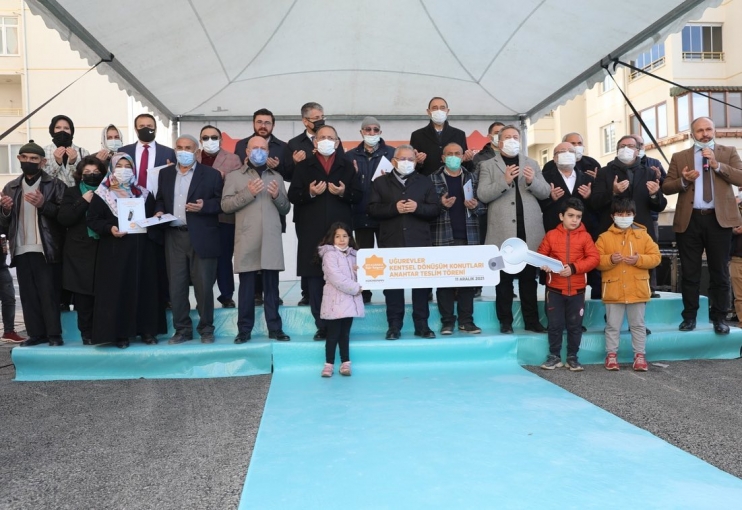KOCASİNAN’IN UĞUREVLER KONUTLARINDA MUTLU SON