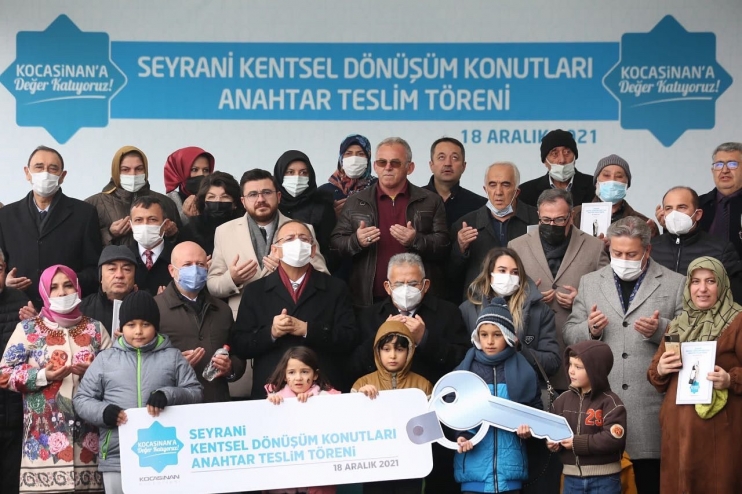 BAŞKAN ÇOLAKBAYRAKDAR, “DÖNÜŞÜMLE 224 AİLE BU KIŞI, SICACIK EVLERİNDE GEÇİRECEK”