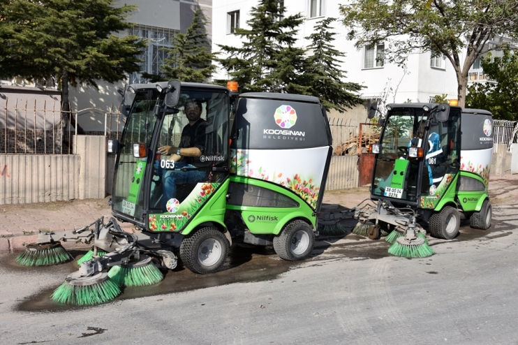 KOCASİNAN BELEDİYESİ, TOPLADIĞI ÇÖPLERİ EKONOMİYE KAZANDIRIYOR
