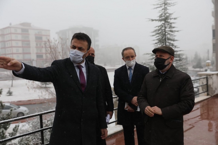 BAŞKAN ÇOLAKBAYRAKDAR,  “HER YAŞ GRUBUNUN İLGİSİNİ ÇEKECEĞİ, YAŞAYAN BİR KÜTÜPHANE KAZANDIRACAĞIZ”