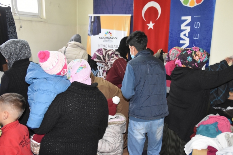 KOCASİNAN’DA ÇALINMADIK KAPI, GİRİLMEDİK GÖNÜL KALMIYOR