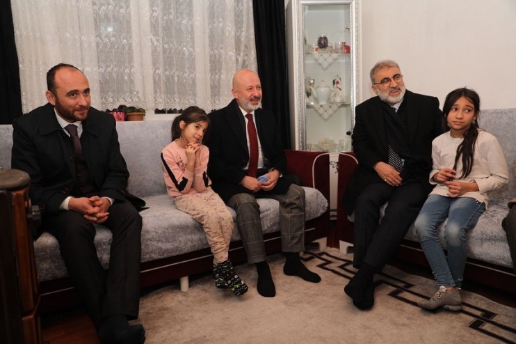 BAŞKAN ÇOLAKBAYRAKDAR, BU SEFER BAKAN TANER YILDIZ İLE ÇAT KAPI YAPTI