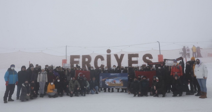 KOCASİNAN’DA BAŞARILI OLAN LİSELİ ÖĞRENCİLER, ERCİYES GEZİSİ İLE ÖDÜLLENDİRİLİYOR