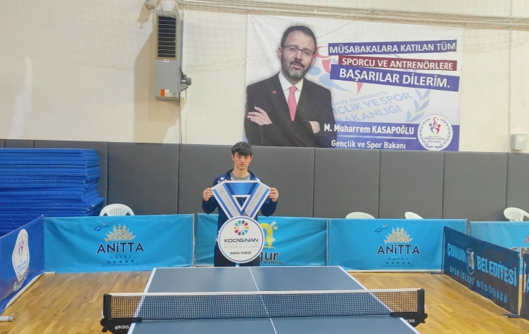 KOCASİNAN’IN SPORCULARI, BAŞARIDAN BAŞARIYA KOŞUYOR
