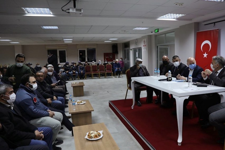BAŞKAN ÇOLAKBAYRAKDAR, “ÇİFTÇİ KARDEŞLERİMİZ ÜRETMEZSE, ŞEHİRDEKİ İNSANLAR AÇ KALIR”