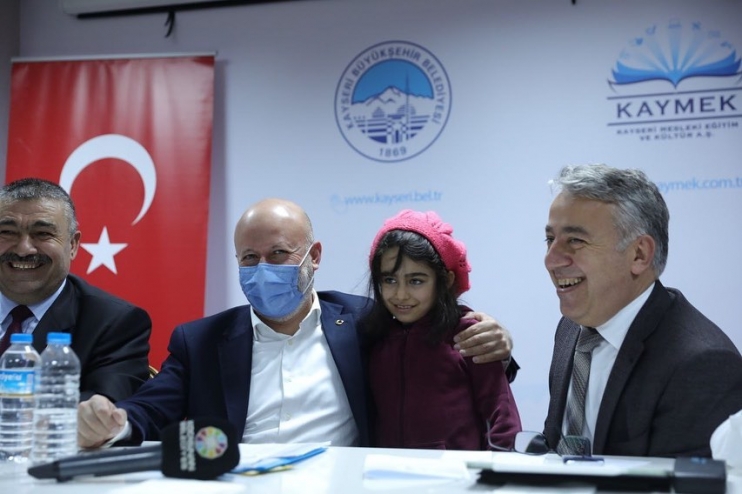 BAŞKAN ÇOLAKBAYRAKDAR, “ÇİFTÇİ KARDEŞLERİMİZ ÜRETMEZSE, ŞEHİRDEKİ İNSANLAR AÇ KALIR”