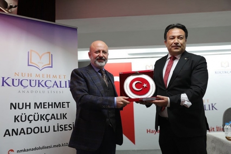 BAŞKAN ÇOLAKBAYRAKDAR’DAN GENÇLERE 3 YENİ KÜTÜPHANE MÜJDESİ