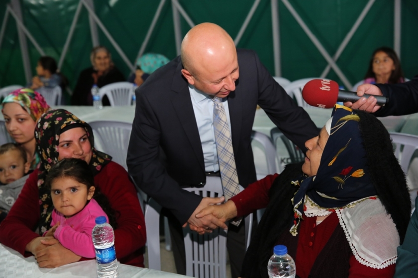 BAŞKAN ÇOLAKBAYRAKDAR, İFTARI ARGINCIK SAKİNLERİYLE AÇTI