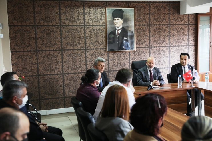 BAŞKAN ÇOLAKBAYRAKDAR, “GENÇLERİMİZE, DAHA GÜZEL KAYSERİ VE TÜRKİYE BIRAKACAĞIZ”