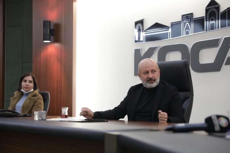 BAŞKAN ÇOLAKBAYRAKDAR’DAN GENÇLERE VE ÇOCUKLARA MÜJDE ÜSTÜNE MÜJDE