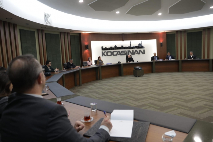 BAŞKAN ÇOLAKBAYRAKDAR’DAN GENÇLERE VE ÇOCUKLARA MÜJDE ÜSTÜNE MÜJDE