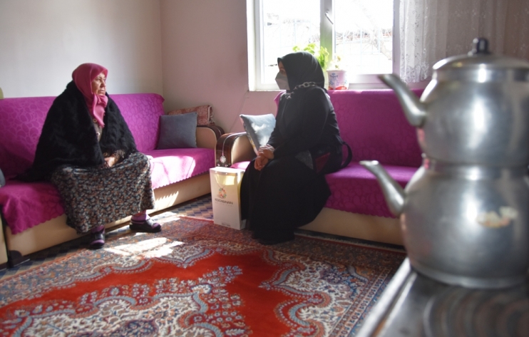FATMA ÇOLAKBAYRAKDAR, BÜYÜKLERİN HAYIR DUASINI ALDI