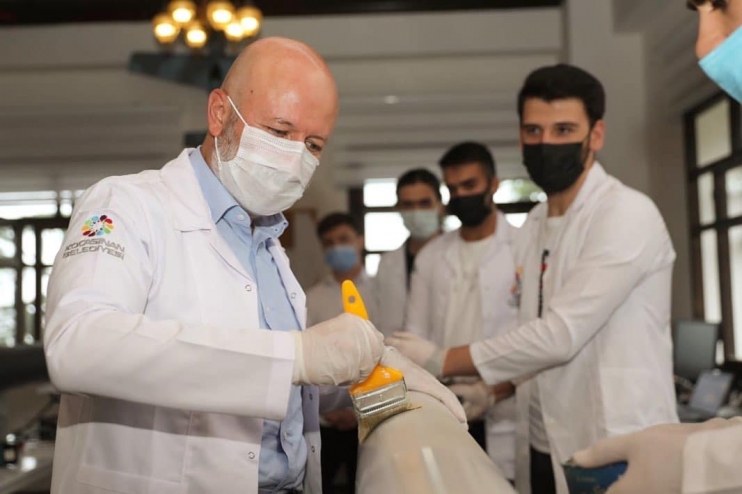 BAŞKAN ÇOLAKBAYRAKDAR, “ÜLKENİN GELECEĞİ OLAN GENÇLERİN DESTEKÇİSİYİZ”