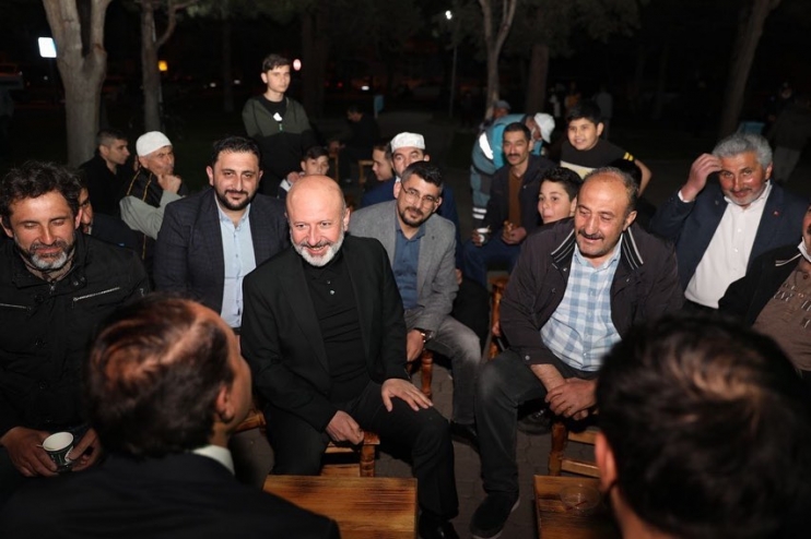 BAŞKAN ÇOLAKBAYRAKDAR, RAMAZANIN BEREKETİNİ VATANDAŞ İLE PAYLAŞIYOR