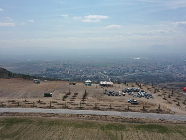 BAŞKAN ÇOLAKBAYRAKDAR, “MİLLET BAHÇESİ İLE KAYSERİ’YE YENİ BİR YAŞAM ALANI”