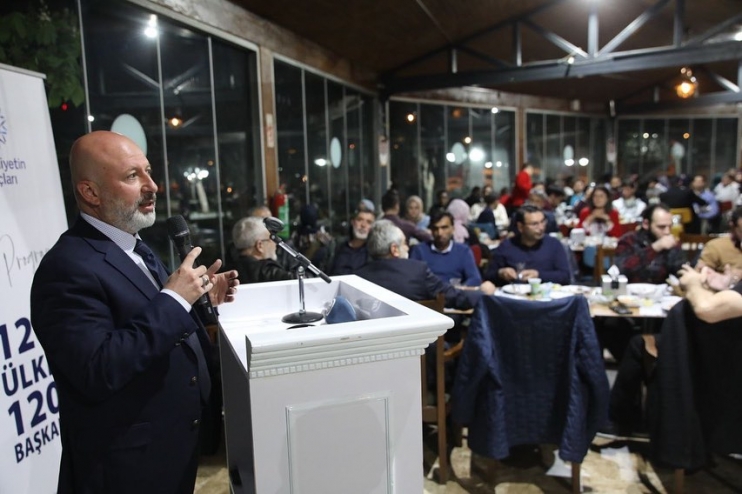 BAŞKAN ÇOLAKBAYRAKDAR, 120 FARKLI ÜLKEDEN ÖĞRENCİLERLE İFTAR SOFRASINDA BULUŞTU