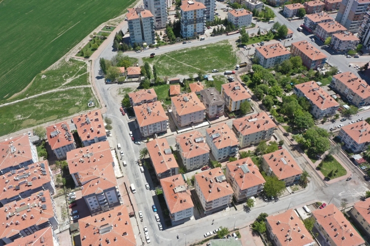 BAŞKAN ÇOLAKBAYRAKDAR, “TURGUTREİS MAHALLESİ’Nİ DE YENİLİYORUZ”