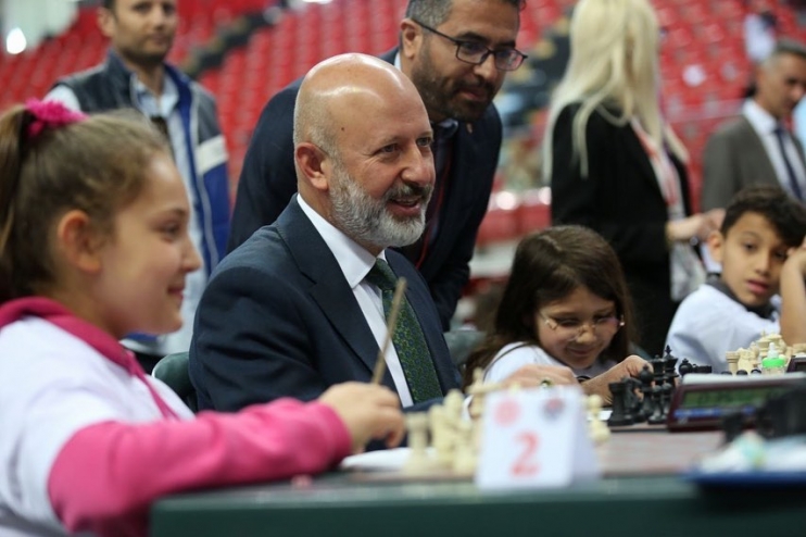 KOCASİNAN’DA SATRANÇ TURNUVASI ÖDÜL TÖRENİYLE SON BULDU