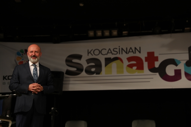 BAŞKAN ÇOLAKBAYRAKDAR “GENÇLERİMİZLE BÜYÜK VE GÜÇLÜ TÜRKİYE’Yİ İNŞA EDİYORUZ”