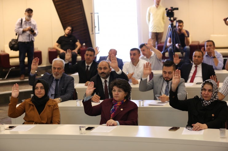 KOCASİNAN’IN MECLİSİ’NDE KOCASİNAN’IN YILDIZLARI’NA TAM DESTEK