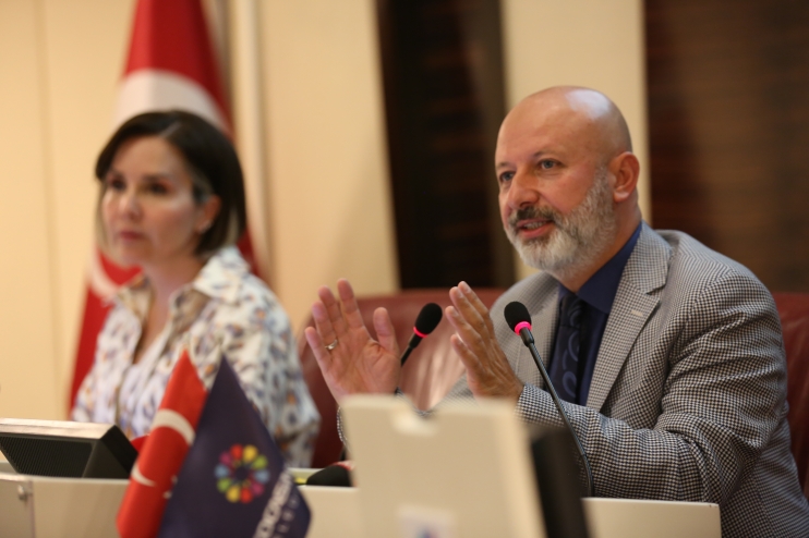 KOCASİNAN’IN MECLİSİ’NDE KOCASİNAN’IN YILDIZLARI’NA TAM DESTEK