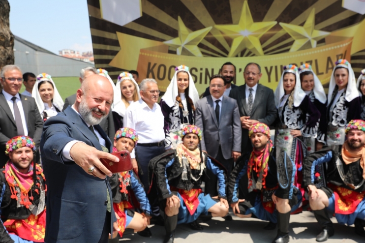 GELECEĞİN TÜRKİYE’SİNE HAZIRLANAN KOCASİNAN’IN YILDIZLARI ÖDÜLLENDİRİLDİ
