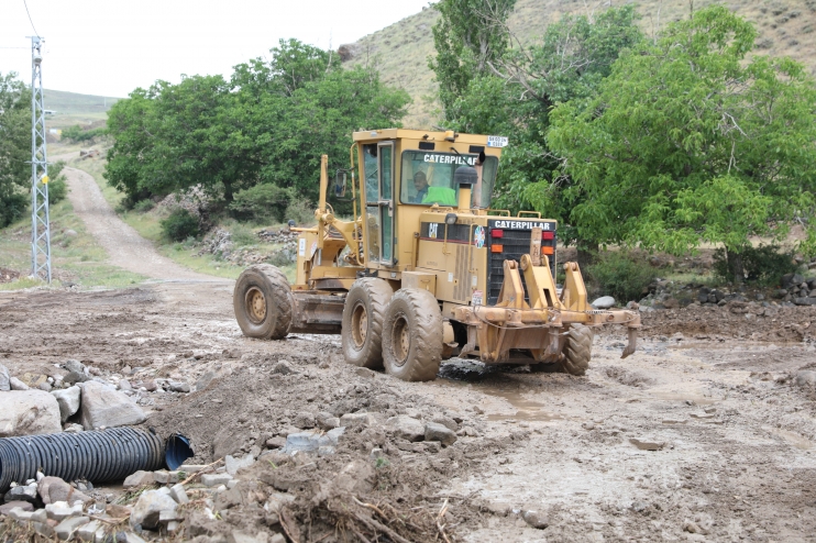 BAŞKAN ÇOLAKBAYRAKDAR, “HER ŞARTTA VE KOŞULDA VATANDAŞIMIZIN YANINDAYIZ”