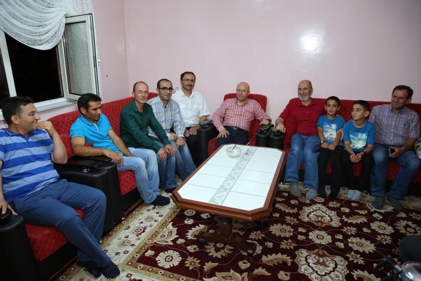 BAŞKAN ÇOLAKBAYRAKDAR AİLENİZ BİR FERDİ GİBİ