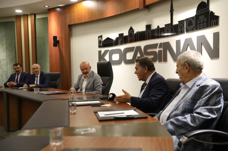 BAŞKAN ÇOLAKBAYRAKDAR, “HER ZAMAN ESNAFIMIZIN YANINDAYIZ”