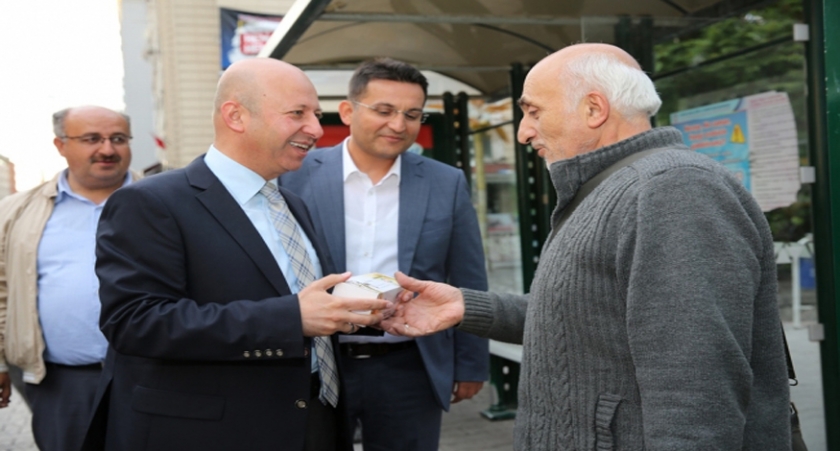 KOCASİNAN BELEDİYESİ 77.750 AİLENİN İFTAR SOFRASINDA YERİNİ ALDI