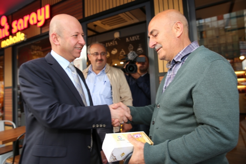 KOCASİNAN BELEDİYESİ 77.750 AİLENİN İFTAR SOFRASINDA YERİNİ ALDI