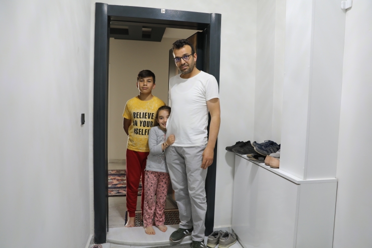 VATANDAŞLARDAN KENTSEL DÖNÜŞÜMLE SOSYAL DÖNÜŞÜM SAĞLAYAN BAŞKAN ÇOLAKBAYRAKDAR’A TEŞEKKÜR