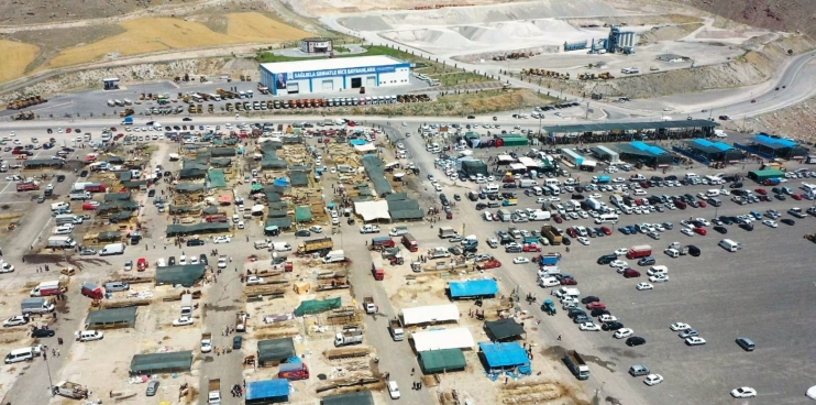 KOCASİNAN’IN KURBAN HİZMETİNDEN VATANDAŞ ÇOK MEMNUN