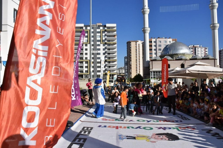 BAŞKAN ÇOLAKBAYRAKDAR, “SOKAK OYUNLARI, KAYSERİ’NİN SOSYAL HAYATINA RENK KATIYOR”